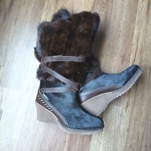 Brown Winter Boots with Real Fur Trim and Sturdy Wedge Sole - Made in Italy 38